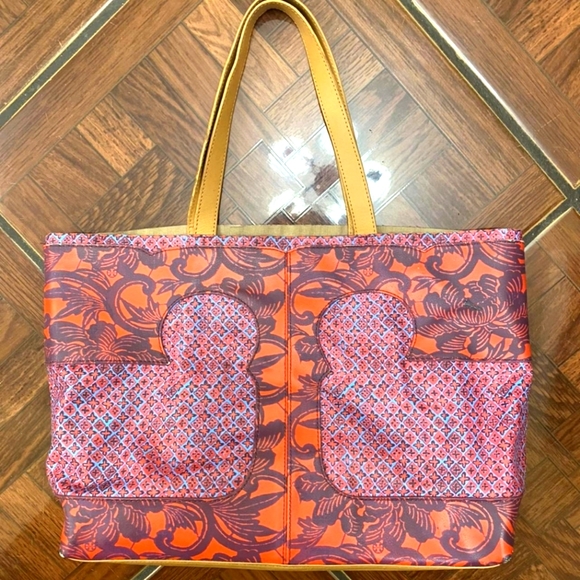 Oh Tory ♥️ - Picture 1 of 10